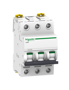 Disyuntor iC60 3 Polos